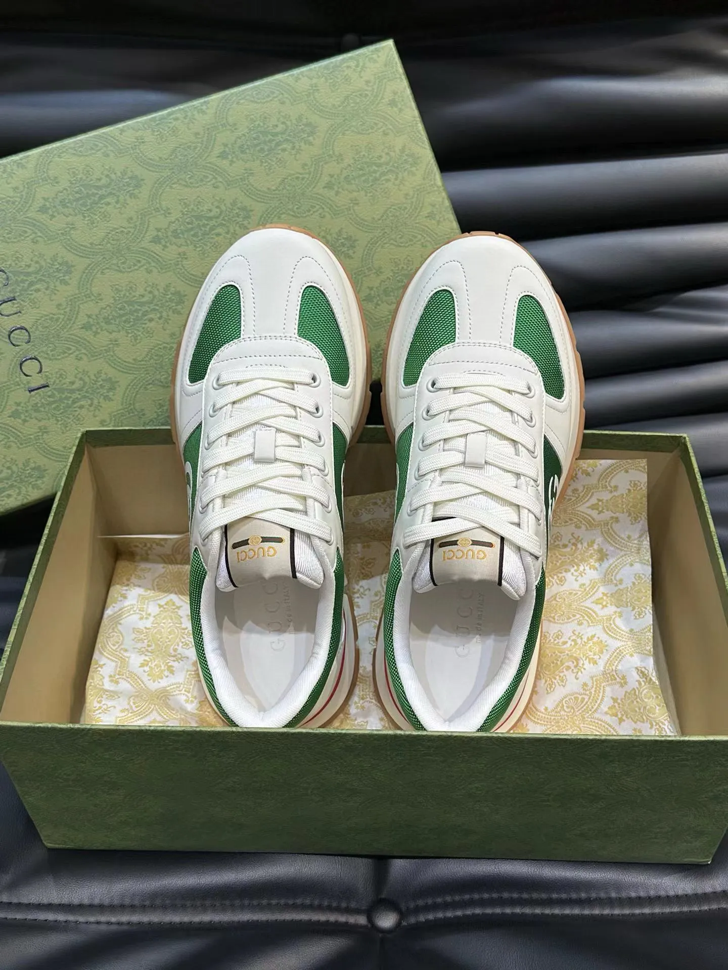 Factory price: 460💰Gucci new men's shoes GUCCI [Lightning] latest shoes are shipped. Original quality, fashionable, made of special materials, sheepskin lining, brand new packaging. The foot feels super comfortable and the workmanship is impeccable. Size: 38-45, Dingyi 45